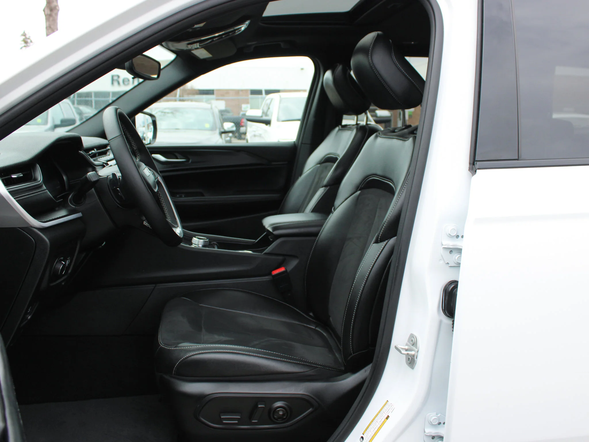 Certified Used 2024 White Jeep Altitude * No Accidents | Trailer Tow | Sunroof | Heated Seats | Adaptive Cruise | Captain