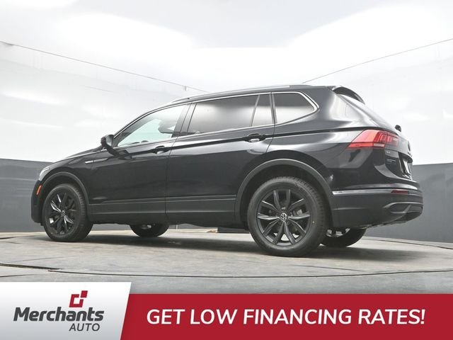 Used 2024 Black Volkswagen 2.0T SE image 45