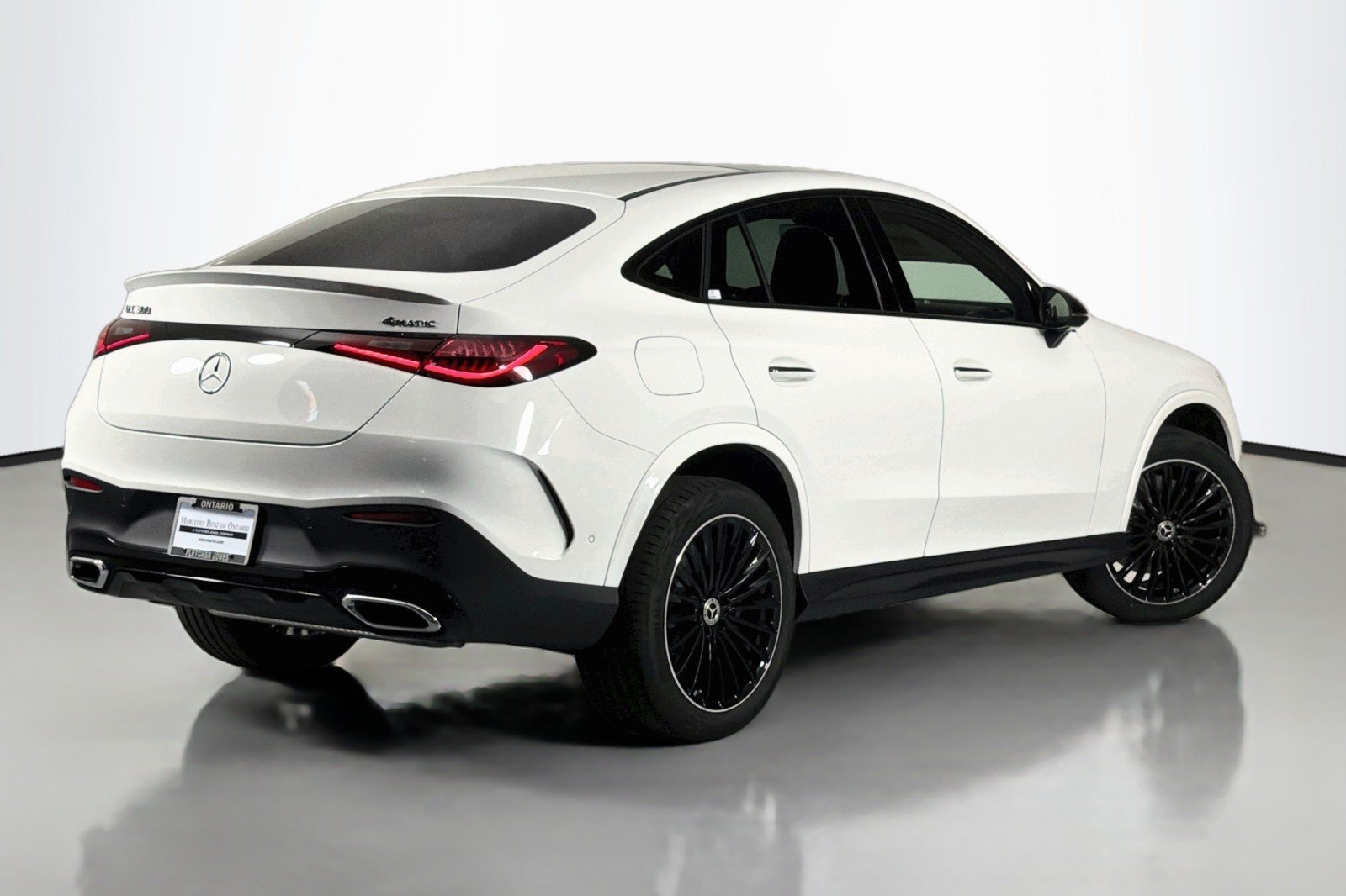New 2027 Polar White Mercedes-Benz GLC 300 4MATIC® Coupe image 11