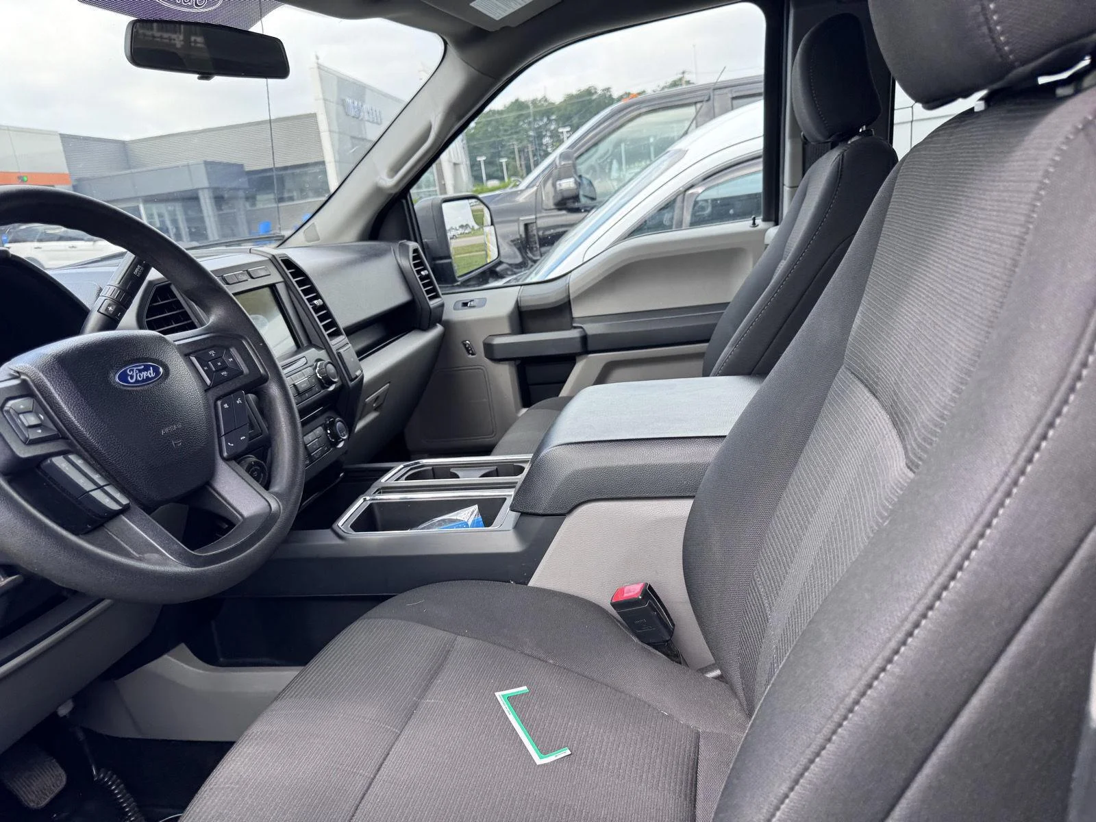Used 2018 Shadow Black Ford XL image 5