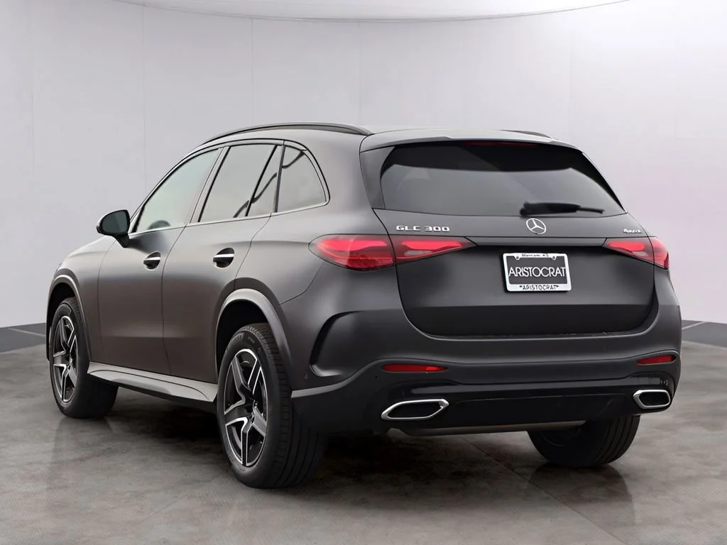New 2026 MANUFAKTUR exclusive graphite grey magno Mercedes-Benz GLC 300 image 49