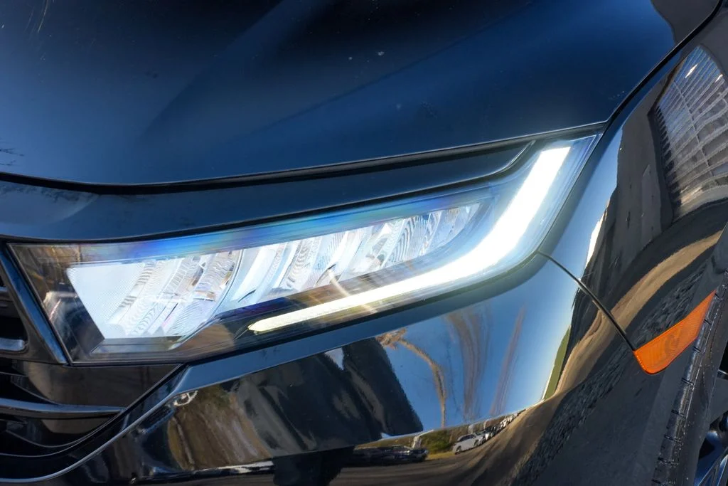 Used 2023 Black Honda Sport image 13