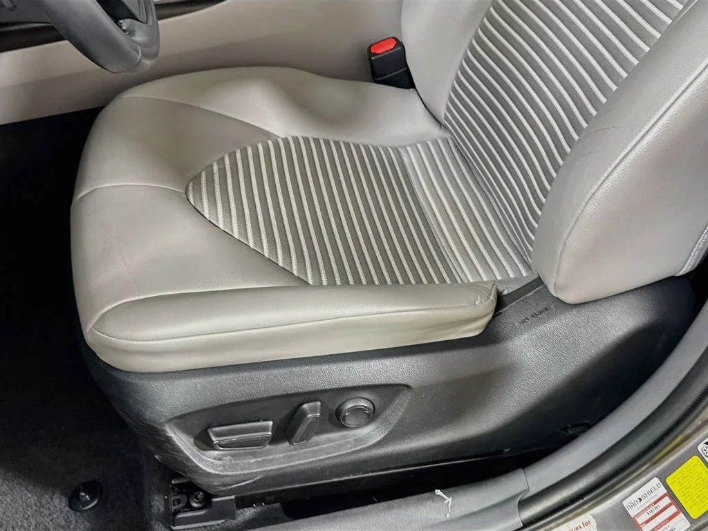Used 2022 Gray Toyota SE image 23