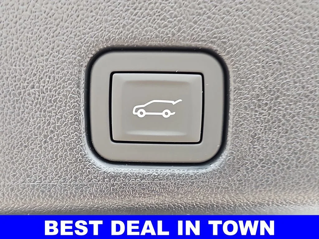 2026 Chevrolet Traverse LT - Photo 14