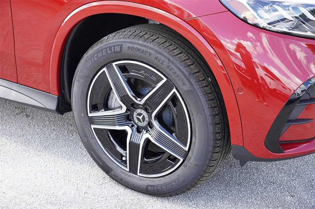 2026 Mercedes-Benz GLC Base - Photo 9