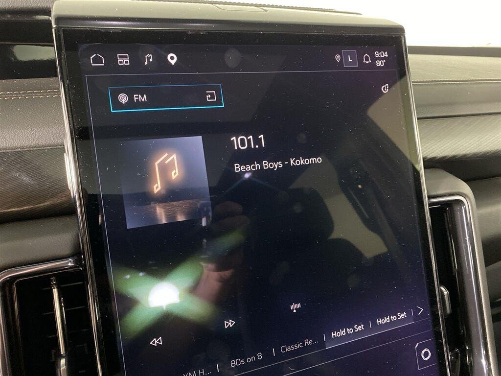 Used 2025 Onyx Black GMC AT4 image 21