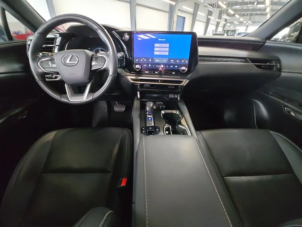 Used 2023 White Lexus 350h Premium Plus image 21