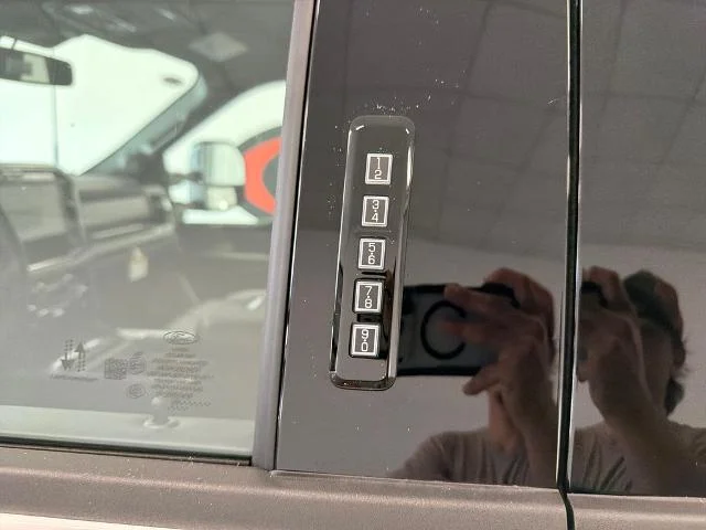 New 2026 Star White Metallic Tri-Coat Ford F-250® Platinum® image 30