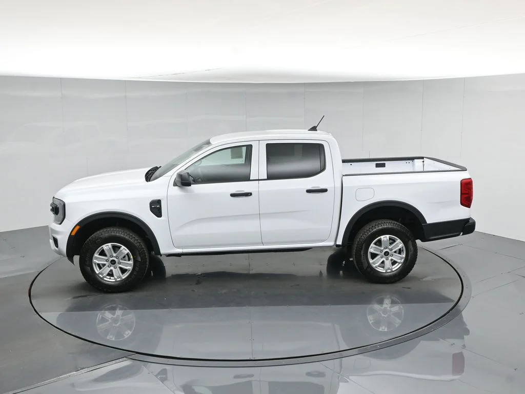 New 2026 Oxford White Ford XL image 40