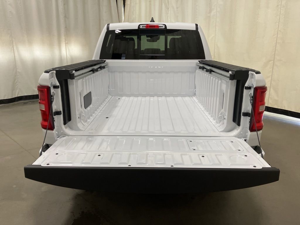 New 2026 Bright White Clear-Coat Exterior Paint RAM Laramie image 25