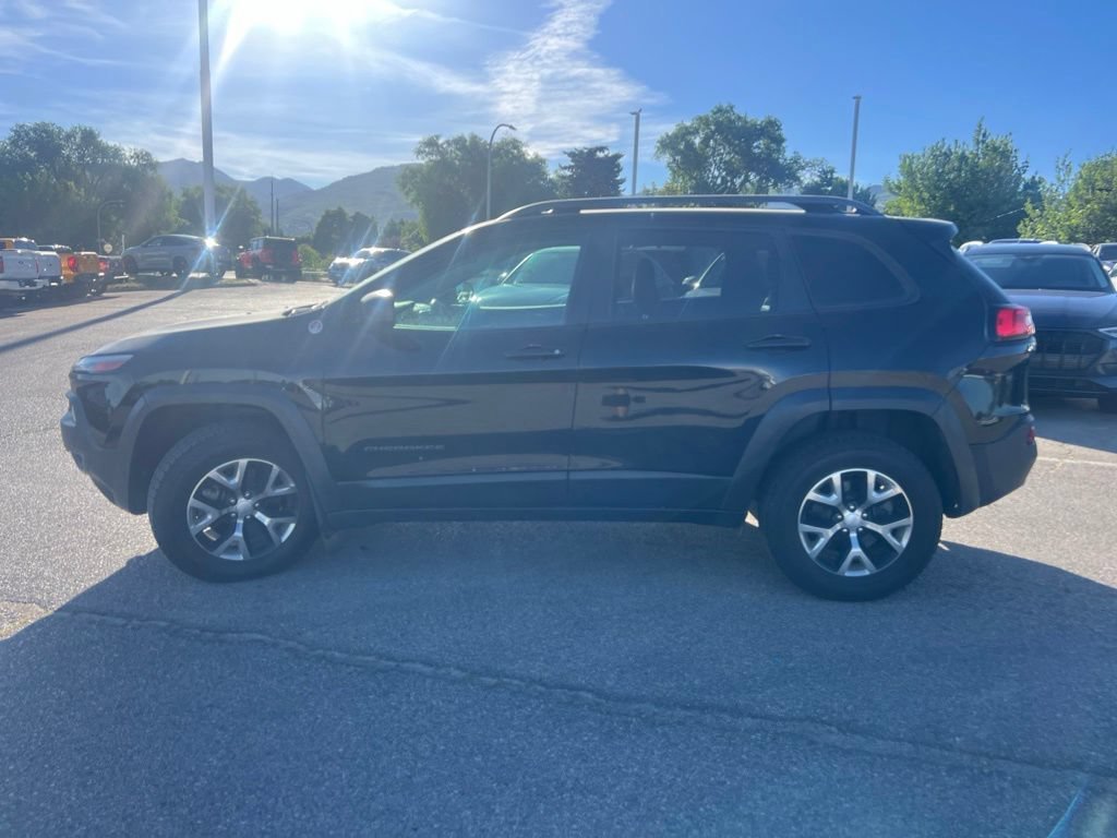 Used 2018 Black Jeep Trailhawk image 12