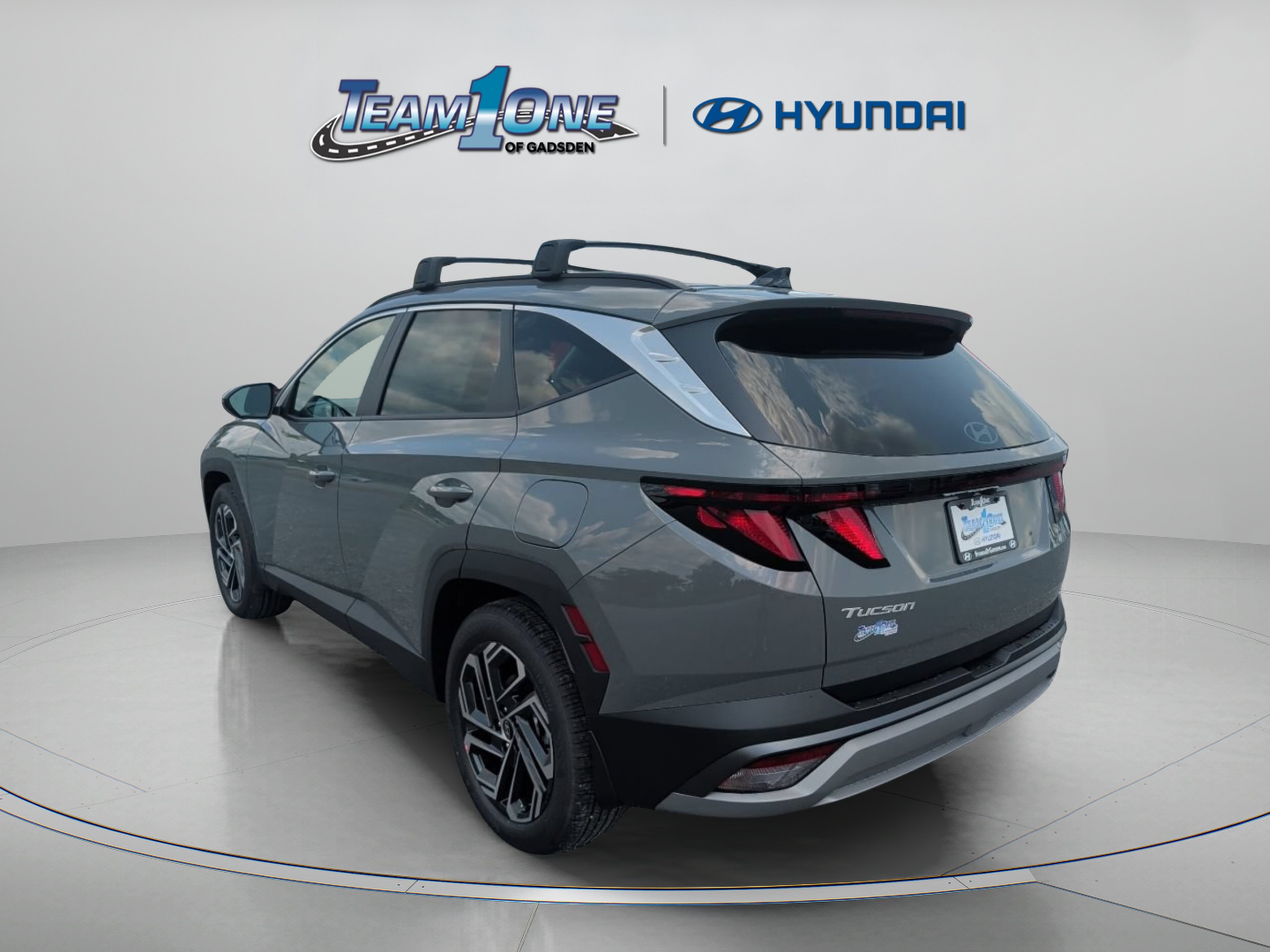 New 2026 Hampton Gray Hyundai SEL Plus image 6
