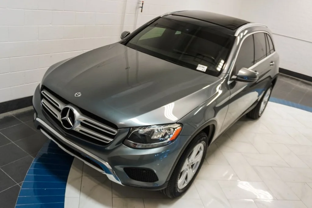 Used 2018 Gray Mercedes-Benz GLC 300 image 41