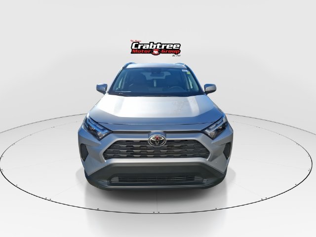 Used 2025 Silver Toyota XLE image 3