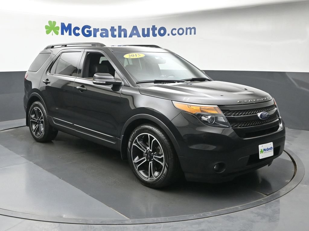 Used 2015 Black Ford Sport image 2