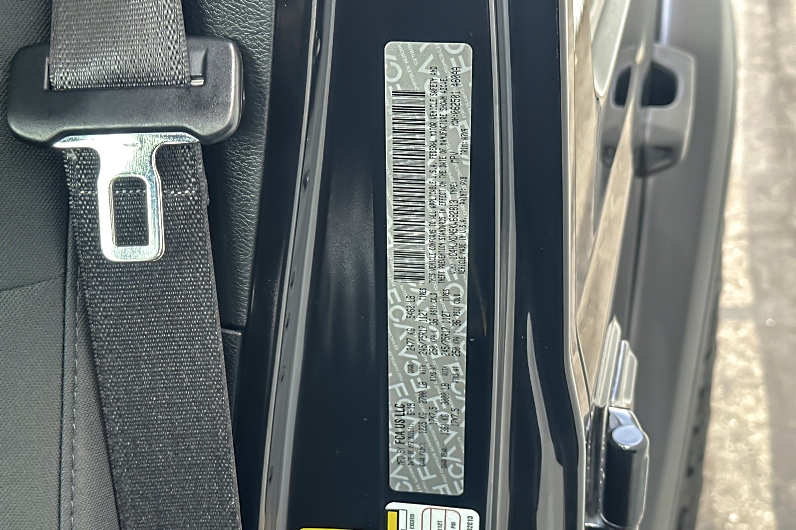 Used 2019 BLACK Jeep Sport image 27