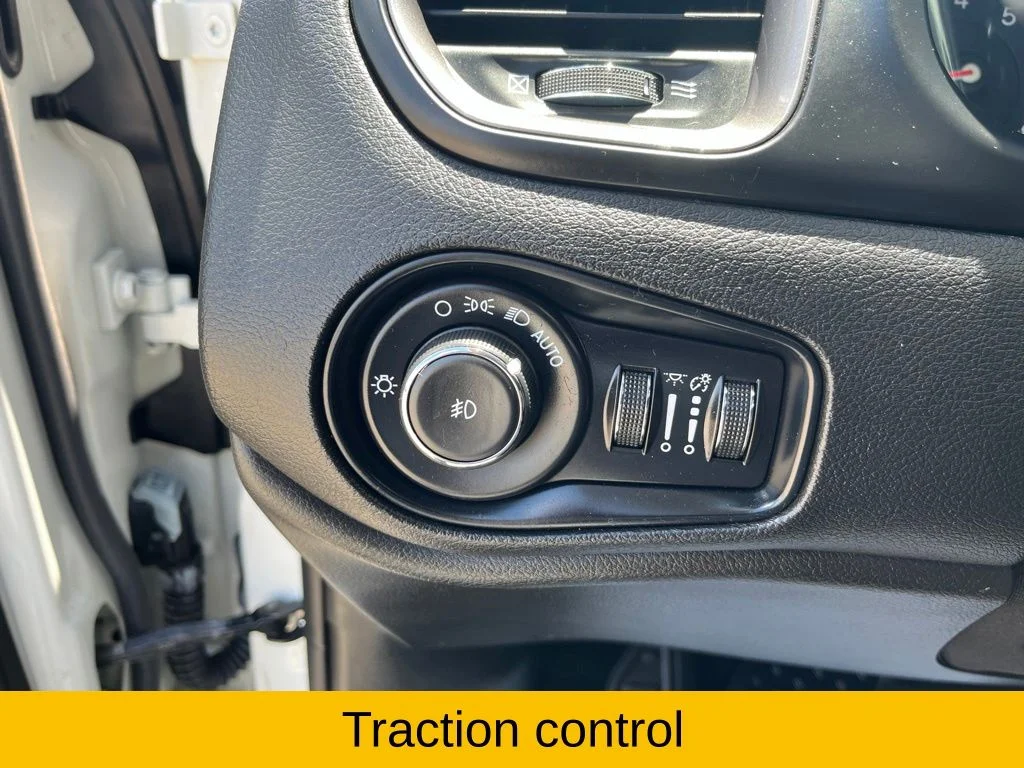 Certified Used 2022 Alpine White Jeep Limited image 23