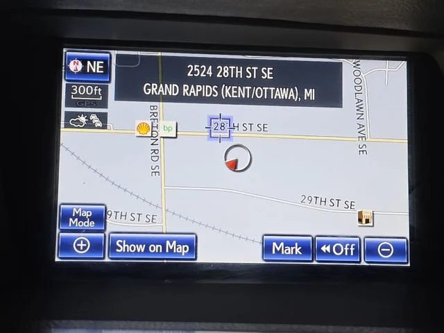 Used 2015 Mica Lexus 350 image 22