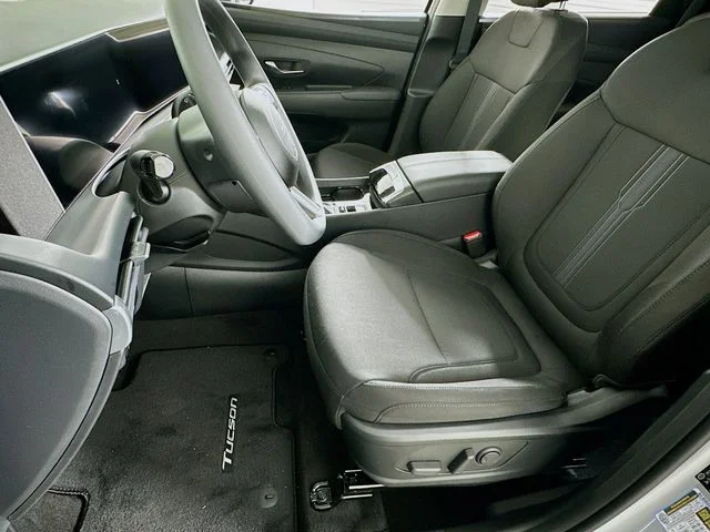 New 2026 Hyundai TUCSON SEL