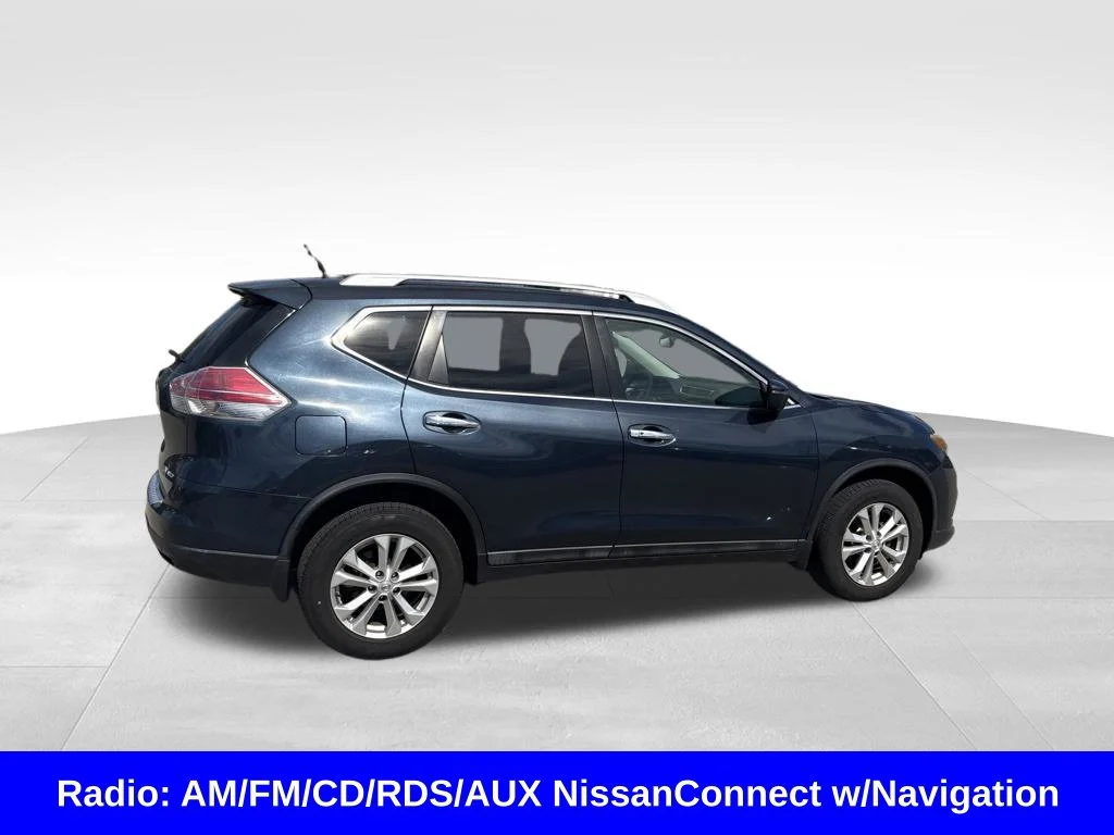 Used 2016 Blue Nissan SV image 6