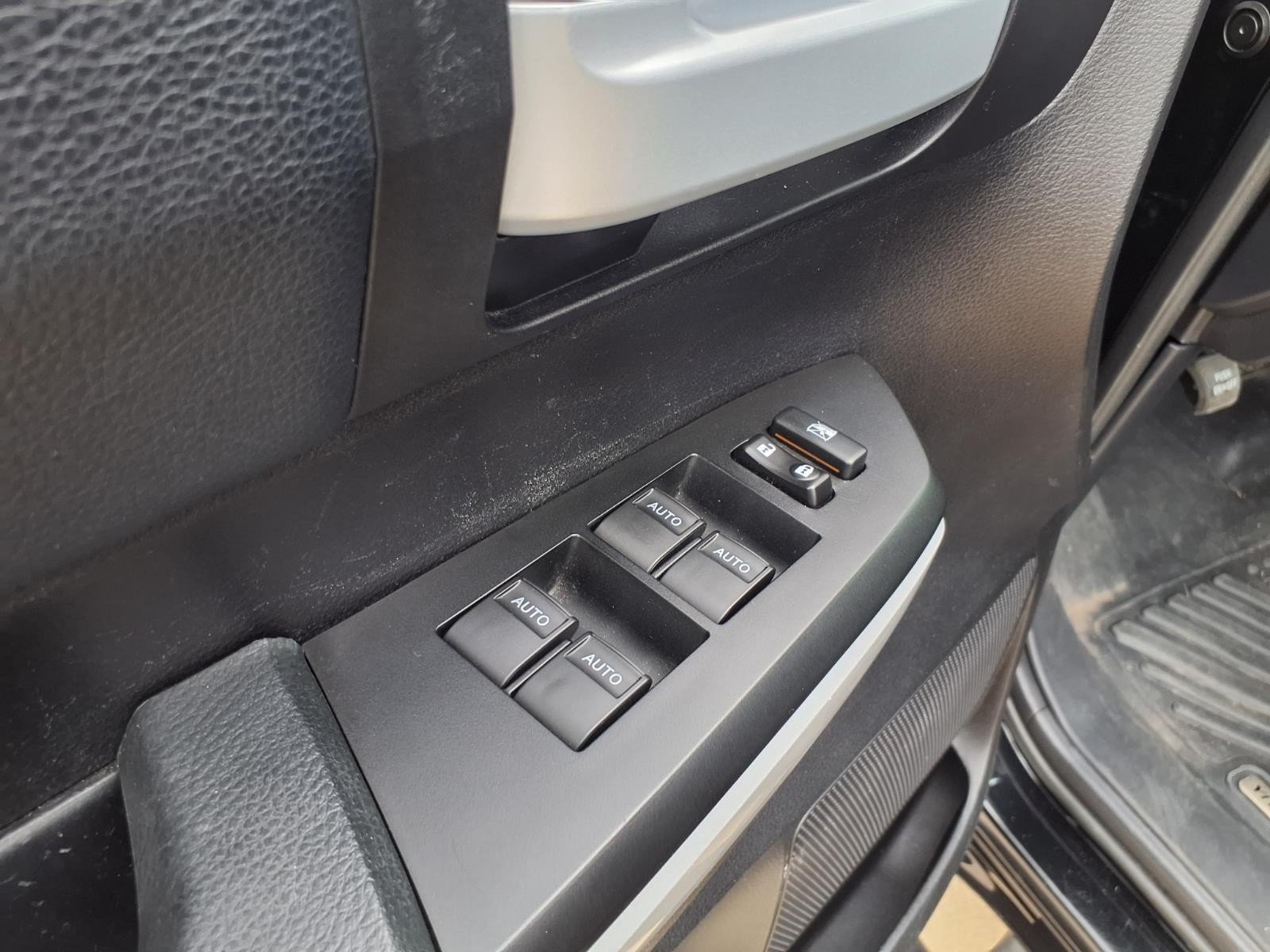 2021 Toyota Tundra 4WD photo 17 of 26