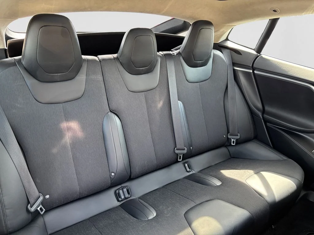 Used 2016 White Tesla 90D image 17