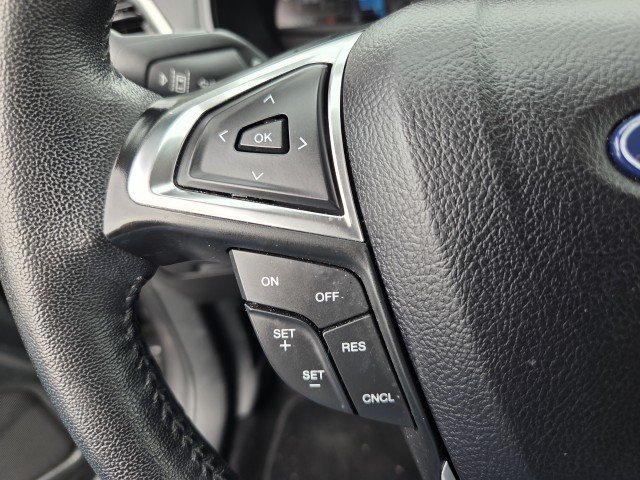 Used 2024 Grey Ford SEL image 23
