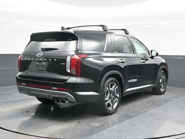 Used 2023 Black Hyundai Limited image 9