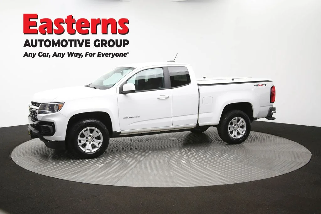 Used 2022 White Chevrolet LT image 54