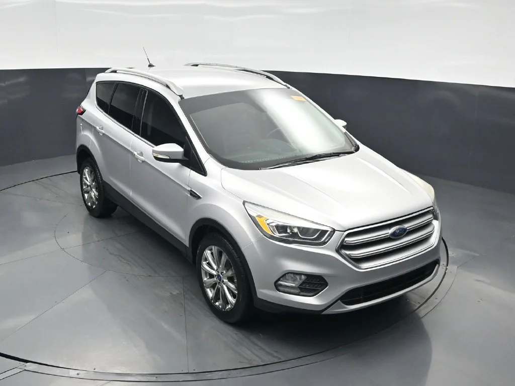 Used 2017 Silver Ford Titanium image 36