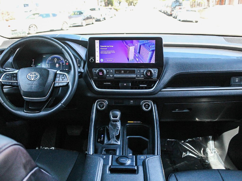 Used 2024 Silver Toyota XLE image 13