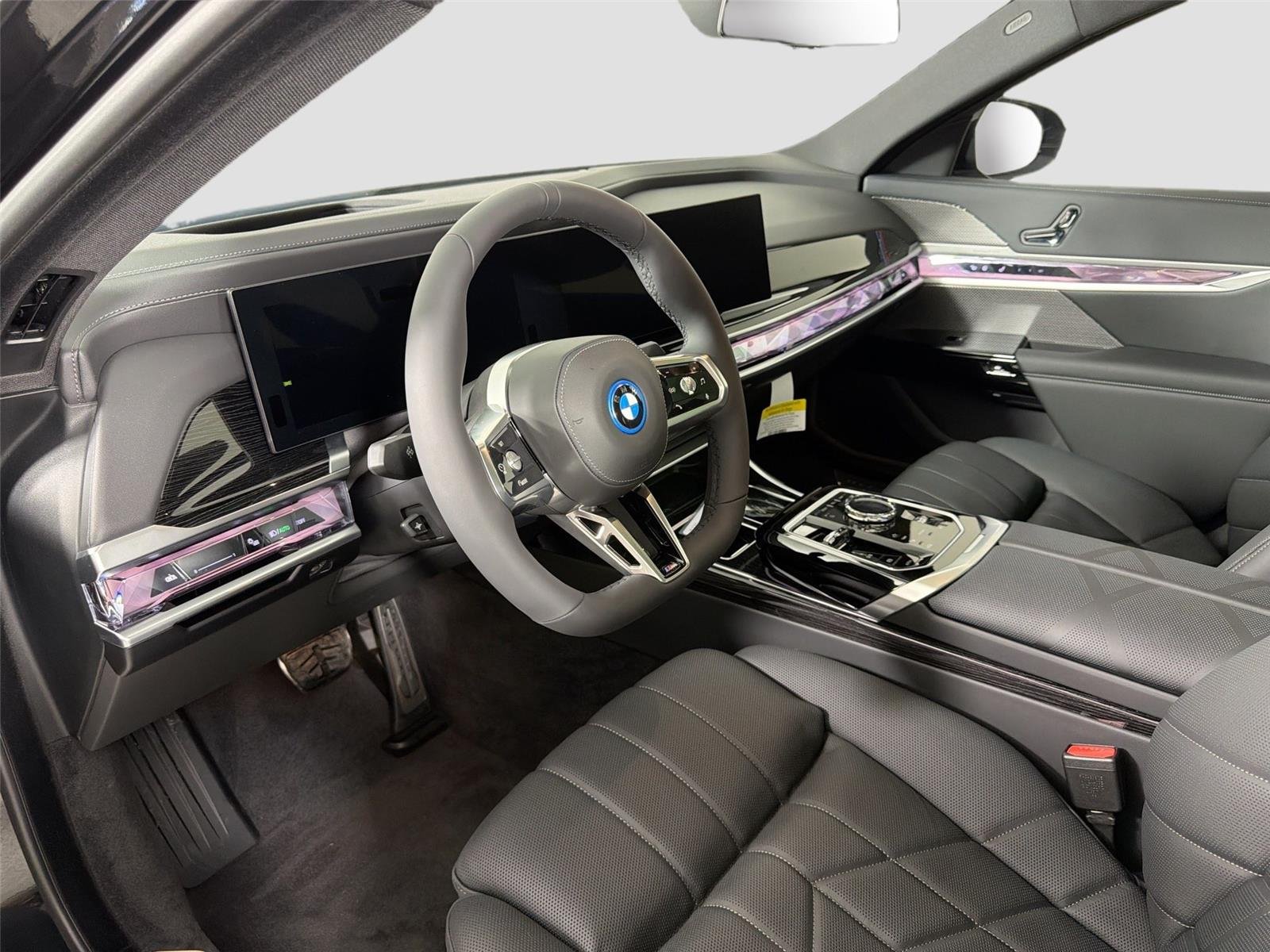 New 2026 Black Sapphire Metallic BMW xDrive60 image 17