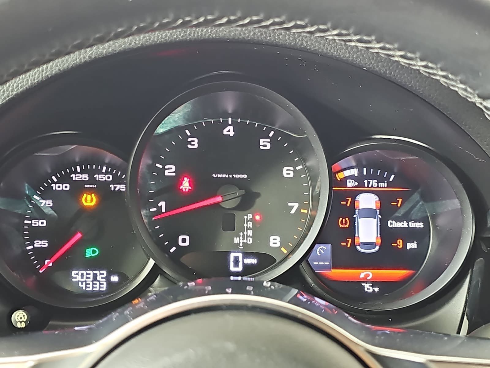 Used 2018 Silver Porsche  image 18