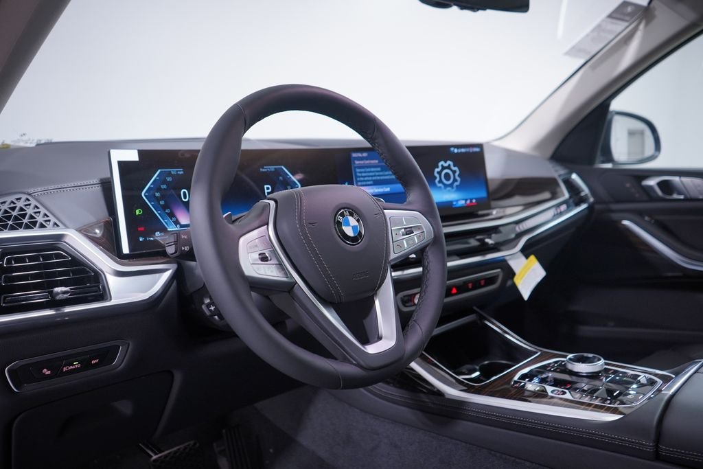 Used 2026 Black Sapphire Metallic BMW xDrive40i image 6
