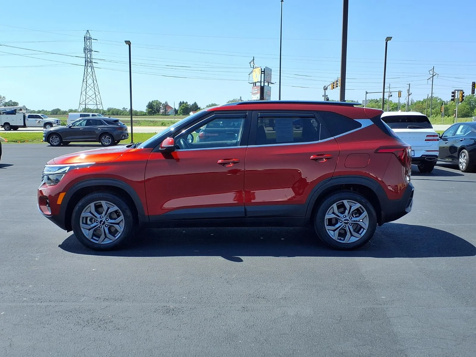 Used 2024 Mars Orange Kia S image 18
