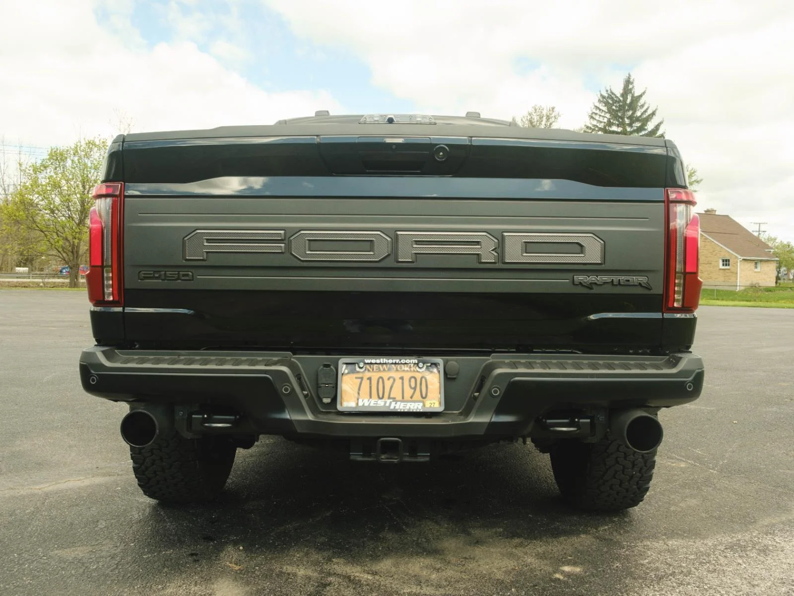 Certified Used 2025 Agate Black Metallic Ford Raptor image 10