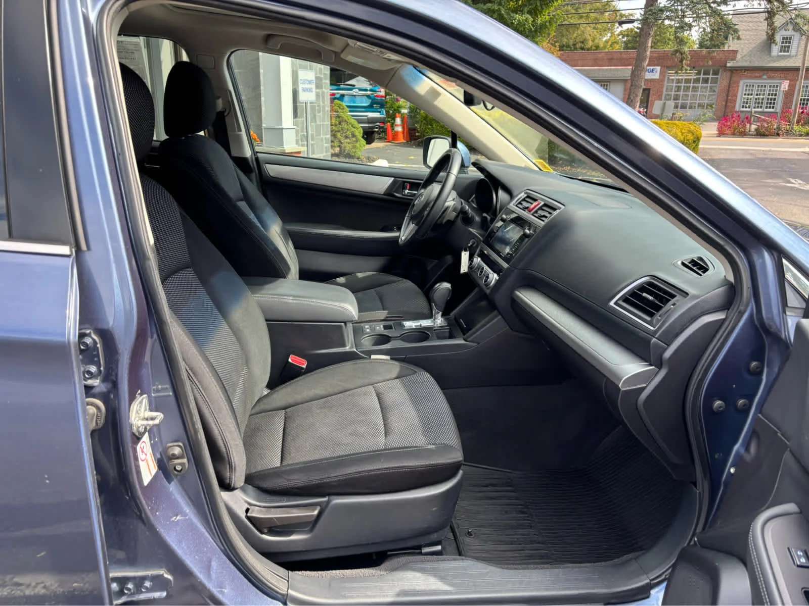 Used 2016 Twilight Blue Metallic Subaru 2.5i Premium image 26