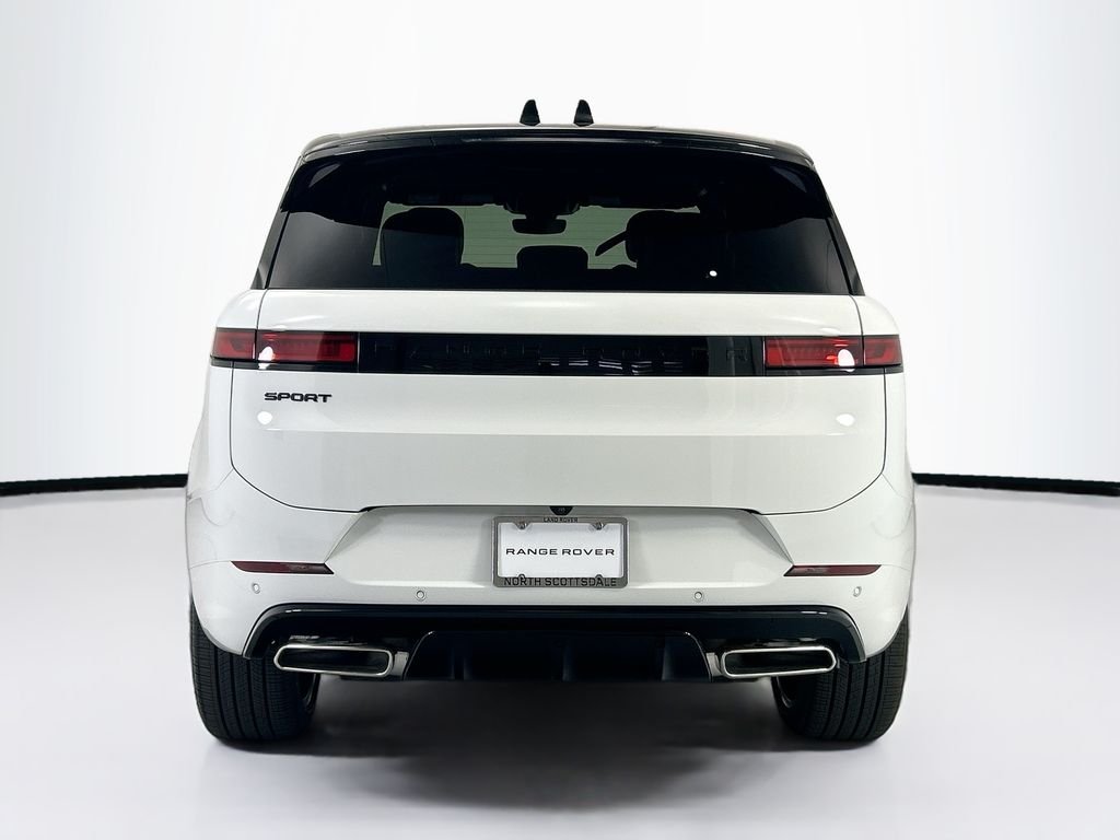 New 2026 Fuji White Land Rover Dynamic SE image 6