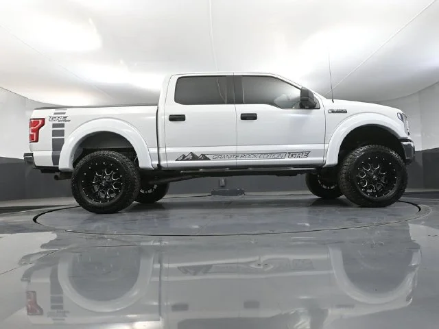 Used 2020 White Ford XLT image 40