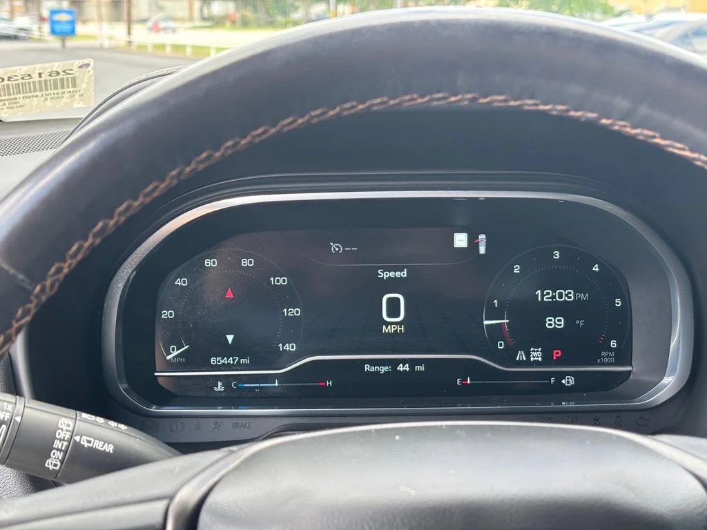 Used 2022 Black GMC AT4 image 18