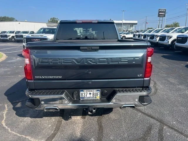 Used 2020 Gray Chevrolet LT image 5