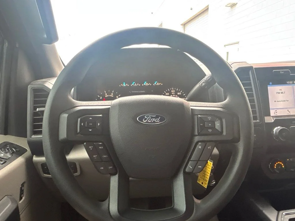 Used 2019 White Ford XL image 15
