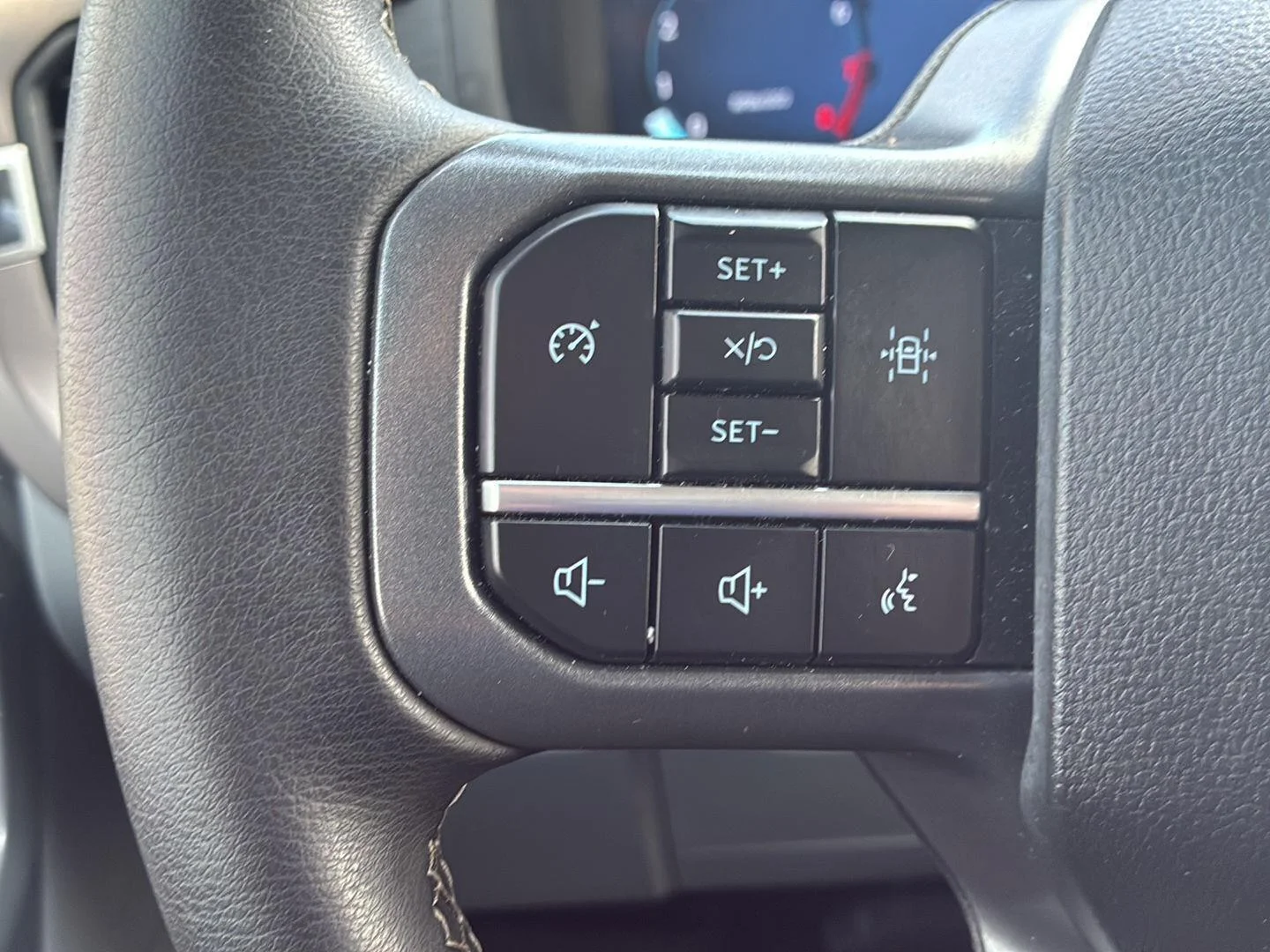 Used 2024 Agate Black Ford XLT image 18