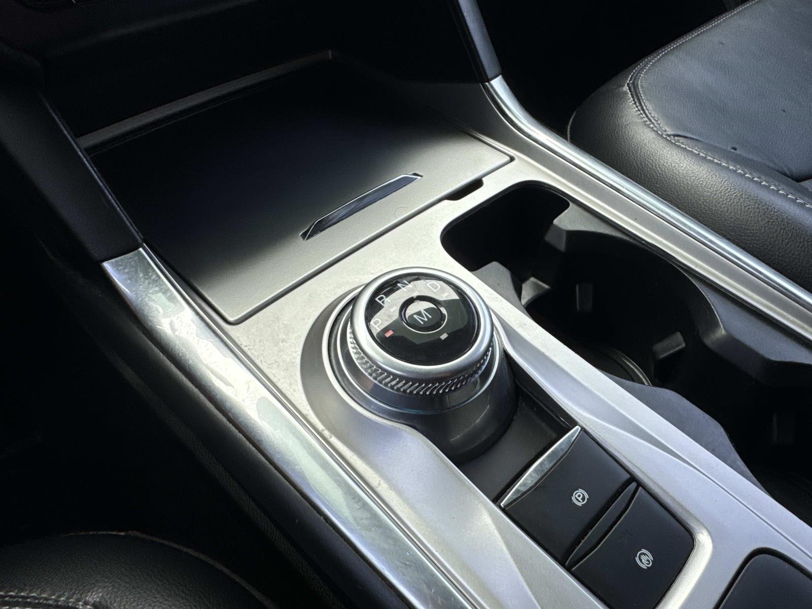 Used 2020 Silver Ford Limited image 26