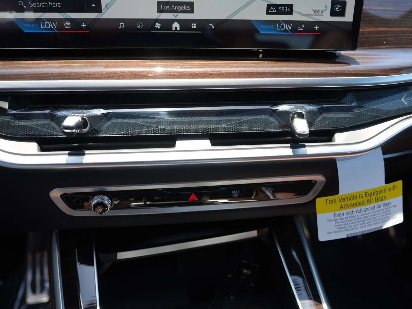 New 2026 Mineral White Metallic BMW sDrive40i image 20