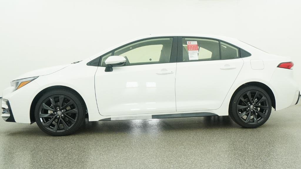 New 2026 Ice Cap Toyota Hybrid SE image 22