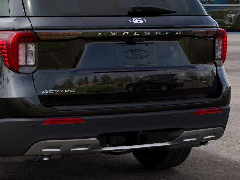 New 2027 Agate Black Metallic Ford Active w/200A Pkg image 23