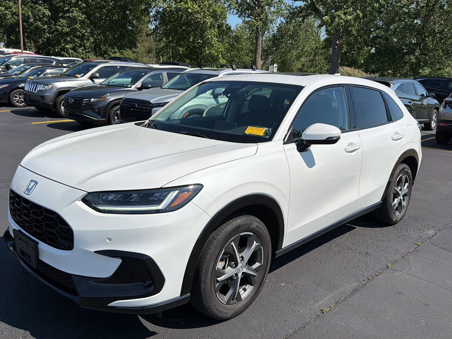 Used 2025 Platinum White Pearl Honda EX-L image 3