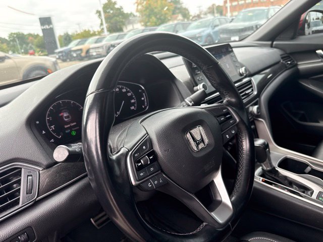 Used 2020  Honda Sport image 11
