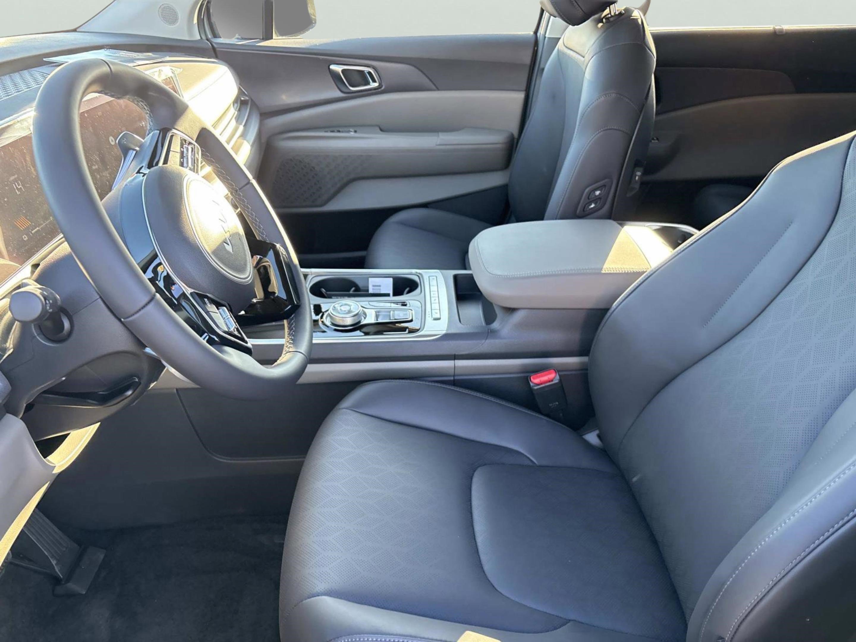 New 2026 Ceramic Silver Kia EX image 23